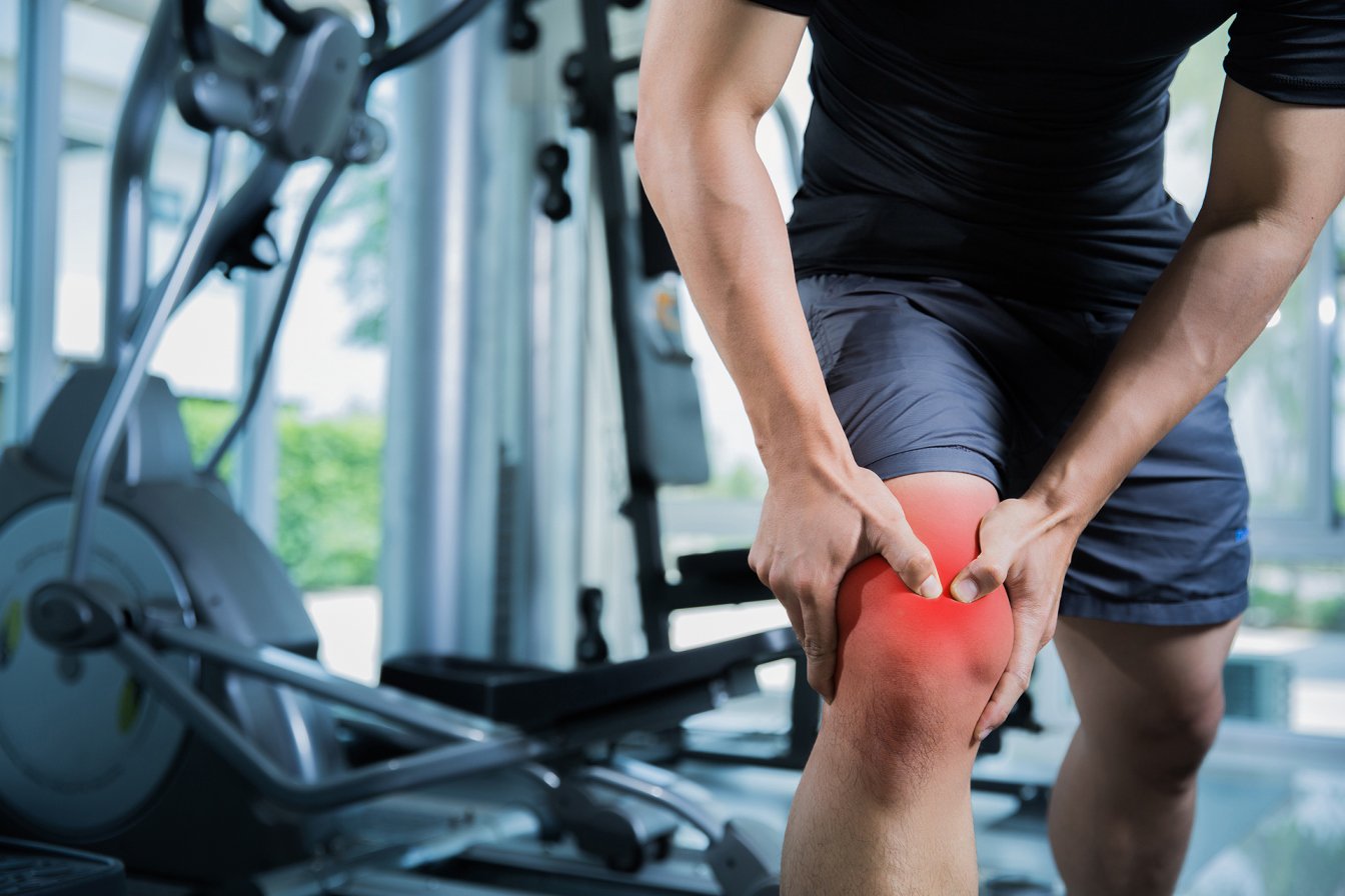 Опасность бодибилдинга: боли в коленях