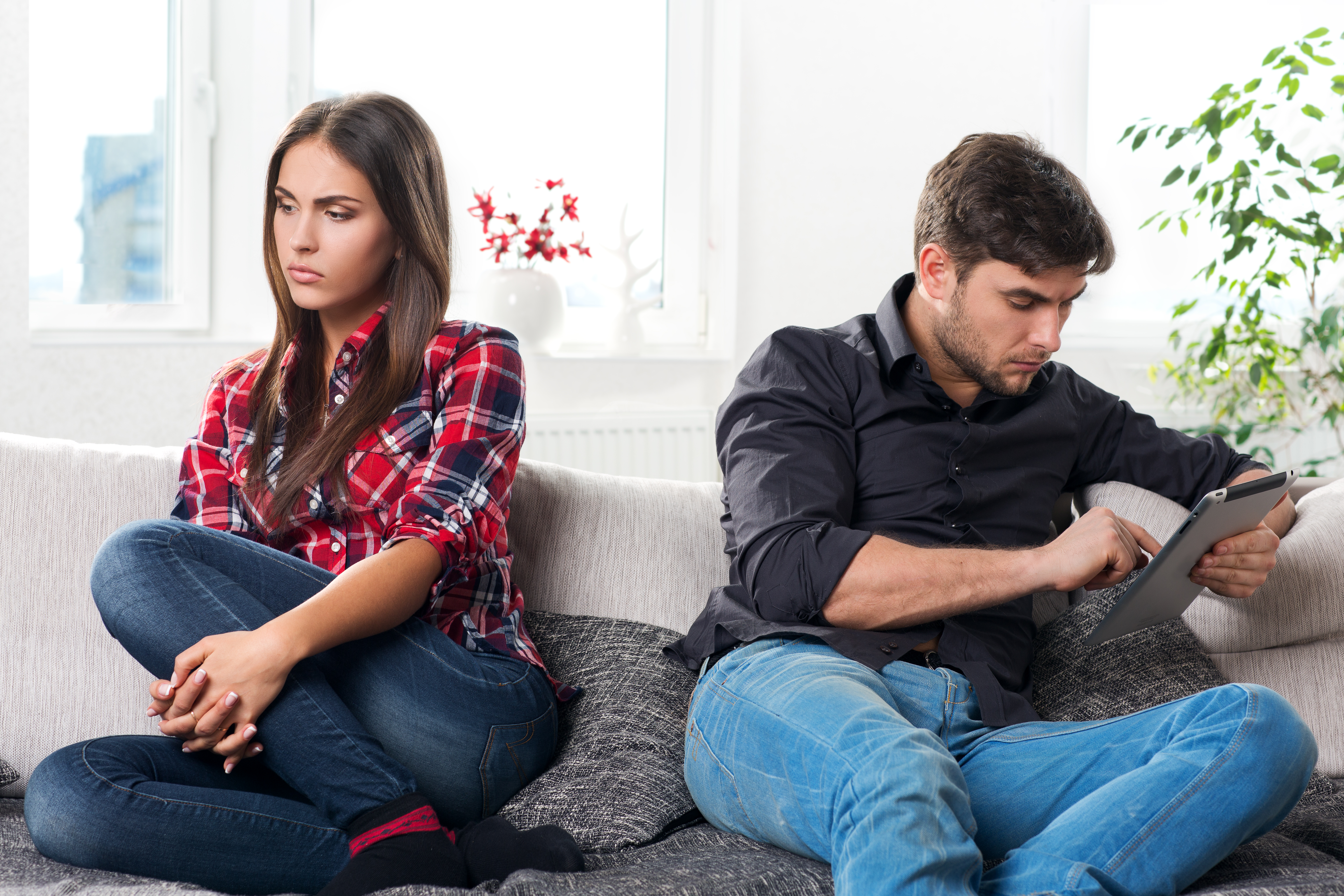5 верных признаков скорого развода семьи